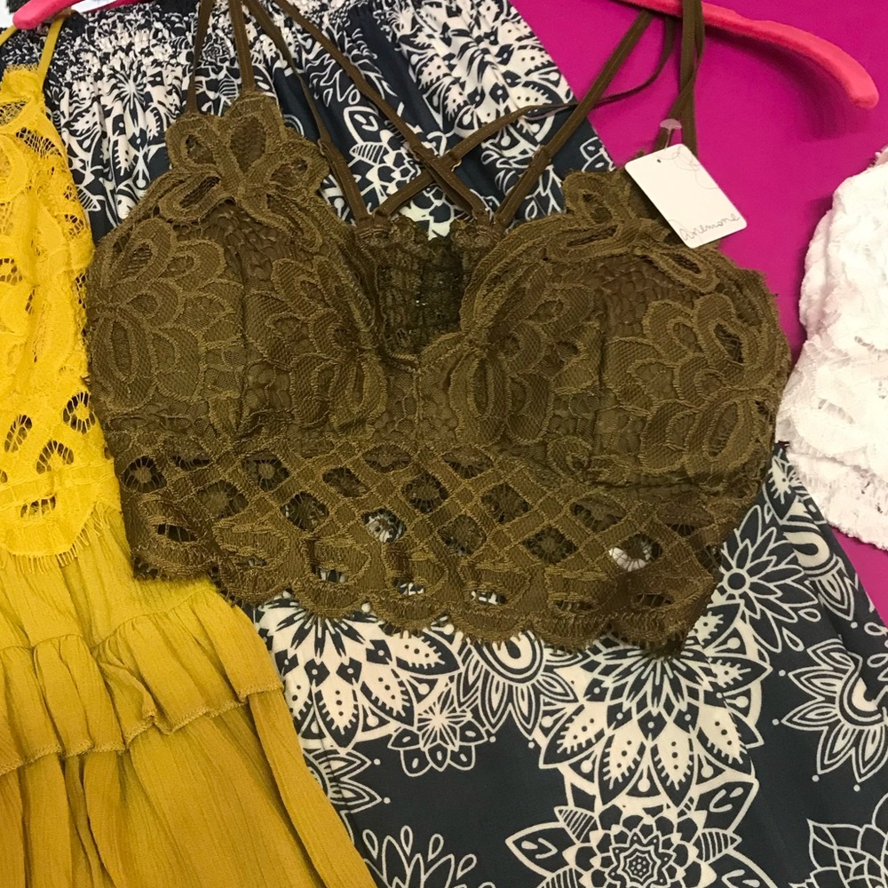 Size Medium Anemone Olive Bralette - Picture 2 of 2